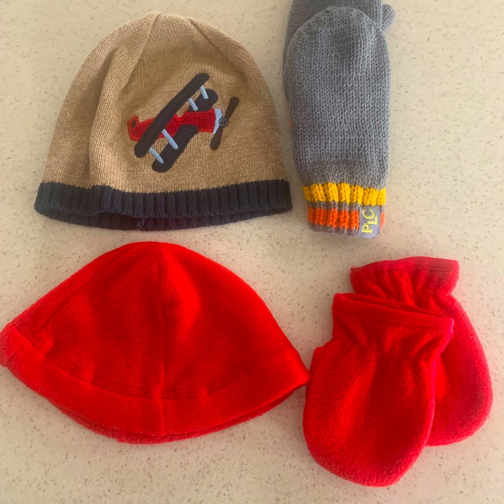 Hats & Mittens